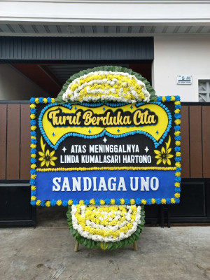 Papan Bunga Duka di Sampir